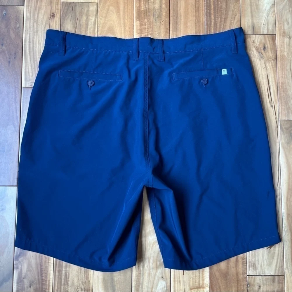 Hurley Men’s Shorts. Navy Blue. Size 38. #540